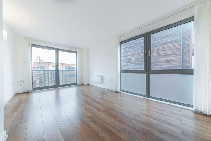 1 Bedroom Flat To Rent In Deals Gateway, Deptford, SE13