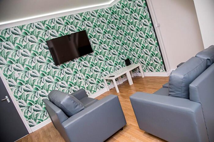 4 Bedroom House To Rent In Plungington Road, Preston, PR1