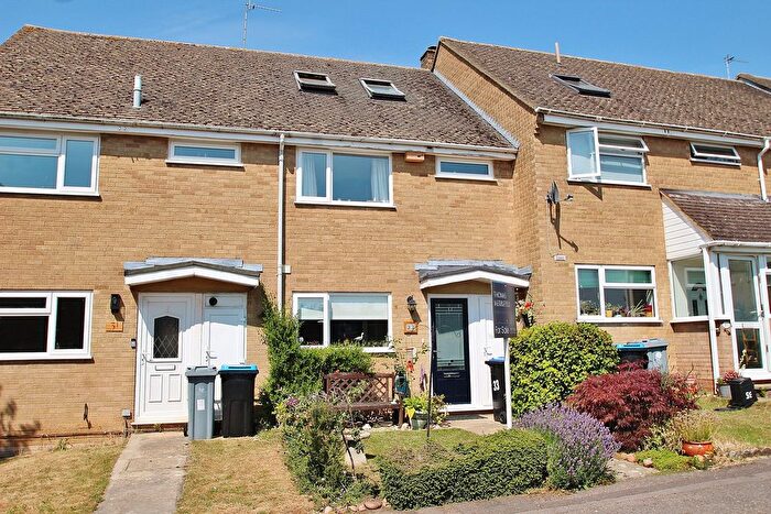 4 Bedroom Terraced House For Sale In Knott Oaks, Combe, OX29