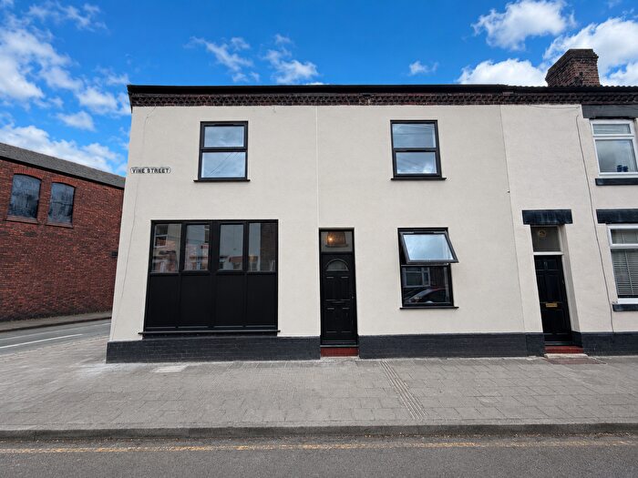 1 Bedroom Flat To Rent In Vine Street, Widnes, WA8
