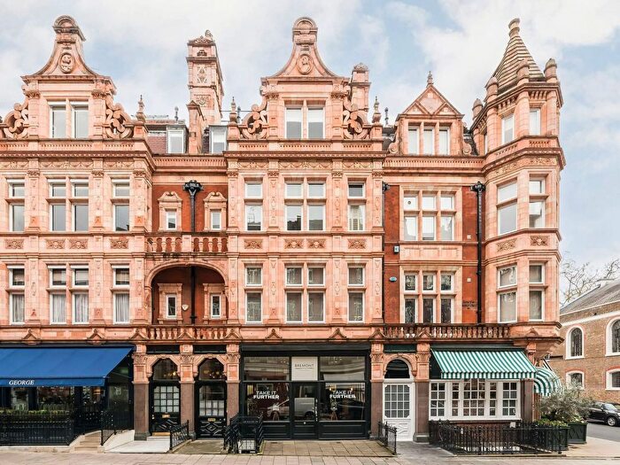 3 Bedroom Flat For Sale In South Audley Street, W1K
