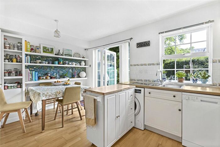 3 Bedroom Terraced House For Sale In Mandlebrote Drive, Littlemore, OX4
