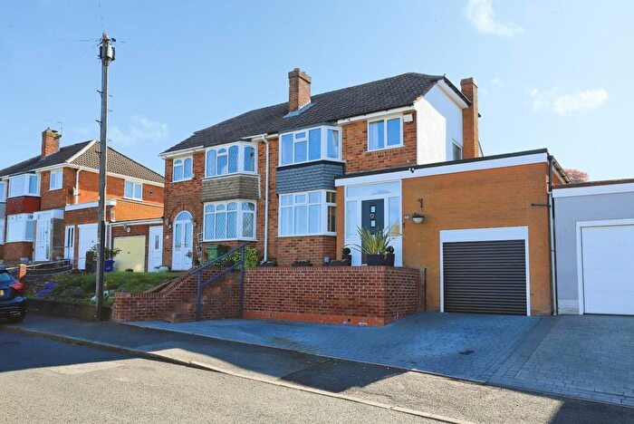 3 Bedroom Property For Sale In Southview Road, Dudley, DY3