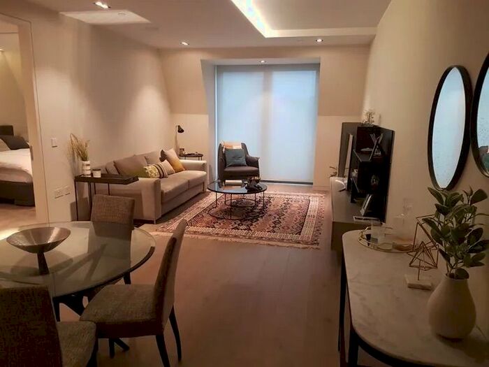 1 Bedroom Flat To Rent In Fitzroy Place, Fitzrovia, London, W1T