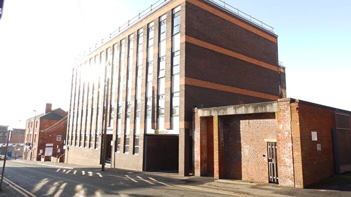 2 Bedroom Flat To Rent In Bayheath House, Market Street, Wakefield, West Yorkshire, WF1