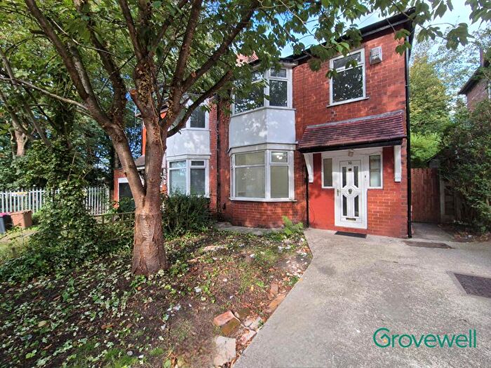 3 Bedroom Semi-Detached House To Rent In Brookside Drive, Salford, M7