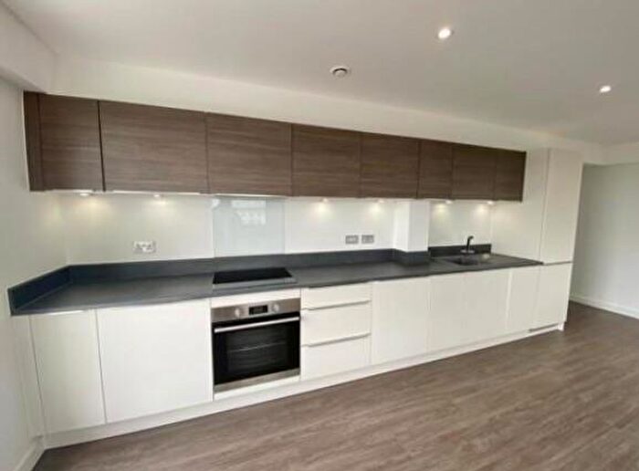 1 Bedroom Apartment To Rent In Barnet, London, N20