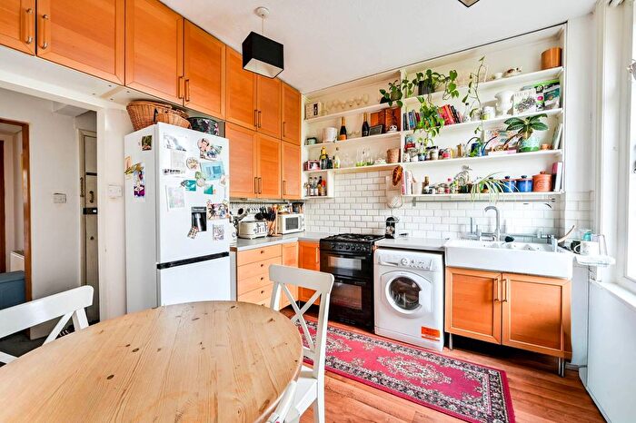 1 Bedroom Flat To Rent In Guildford, Guildford, GU1