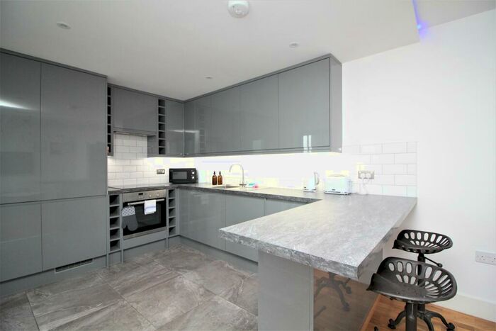 2 Bedroom Apartment To Rent In Gladstone Road, Broadstairs, CT10