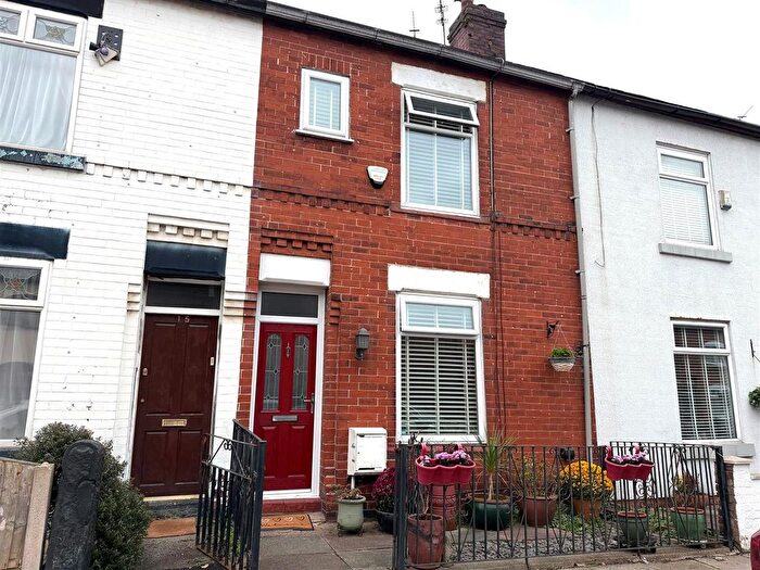 2 Bedroom Terraced House For Sale In Lansdowne Road, Monton, Manchester, M30