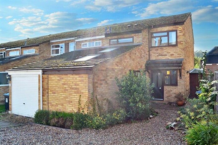 3 Bedroom House To Rent In Kingsland Road, Hemel Hempstead, HP1