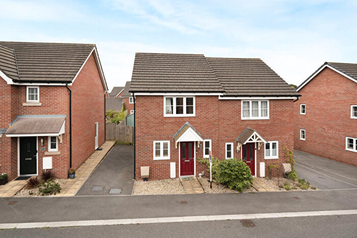 2 Bedroom Semi-Detached House For Sale In Porter Grove, Cranbrook, EX5