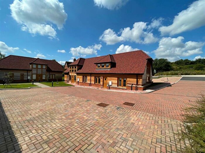 2 Bedroom Apartment To Rent In East Ilsley, Berkshire, RG20