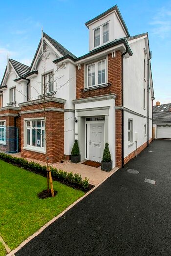 4 Bedroom Detached House To Rent In Lesley Park Royal, Dundonald, BT5