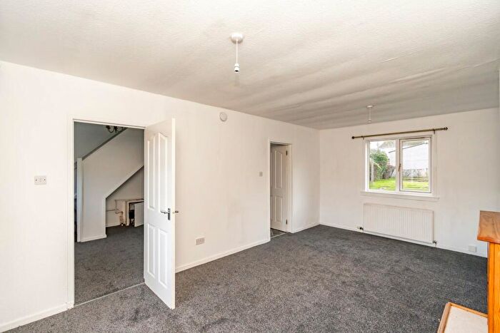 3 Bedroom Terraced House For Sale In Deanpark Avenue, Balerno, EH14