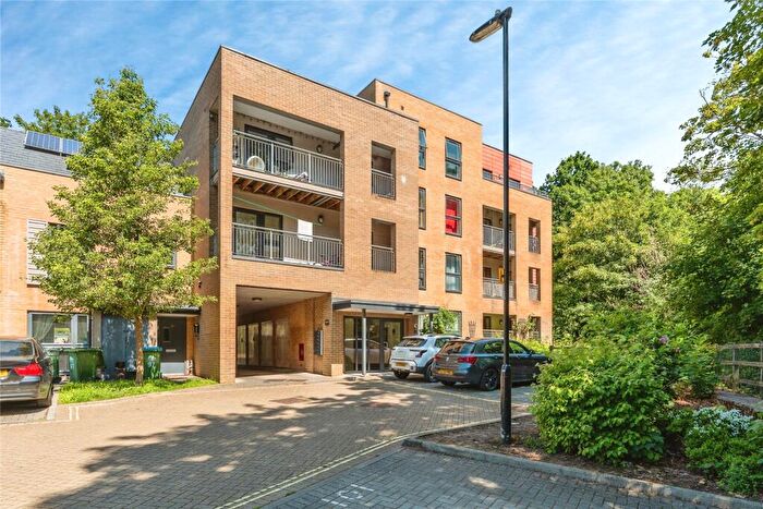 1 Bedroom Flat For Sale In Mansfield Park Street, Hampshire, Southampton, SO18