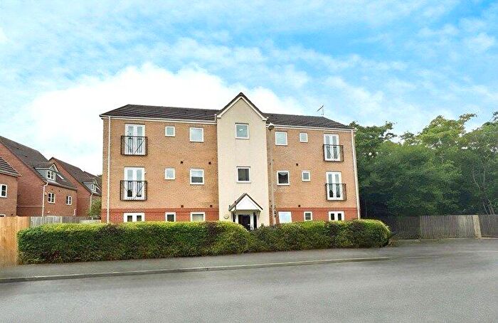 2 Bedroom Apartment For Sale In Balmoral Way, Birmingham, West Midlands, B14