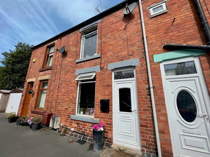 3 Bedroom Terraced House To Rent In Falding Street, Chapeltown, Sheffield, S35