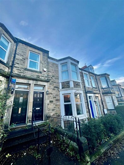 2 Bedroom Flat To Rent In Beacon Street, Low Fell, NE9