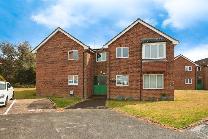 1 Bedroom Flat For Sale In Blackmore Road, Shaftesbury, SP7