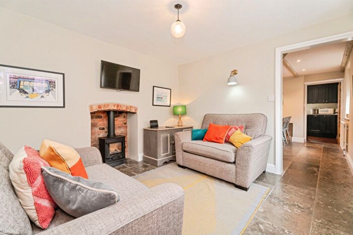 2 Bedroom Cottage For Sale In Mill Street, Holt, NR25