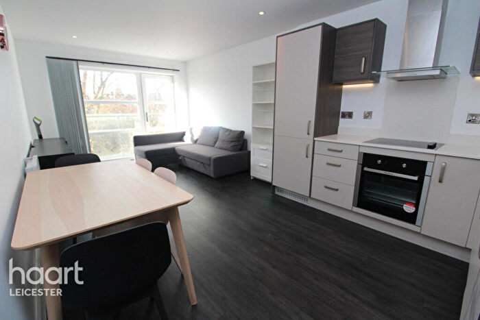 2 Bedroom Apartment To Rent In Chatham Street, Leicester, LE1