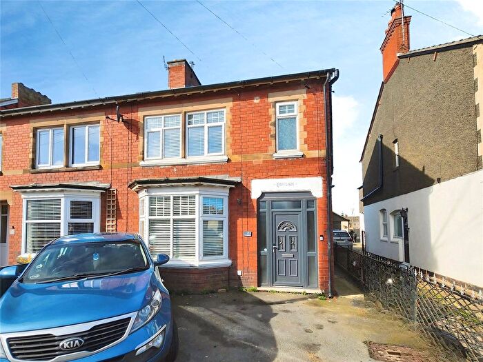3 Bedroom Semi Detached House For Sale In Central Road, Hugglescote, Coalville, Leicestershire, LE67