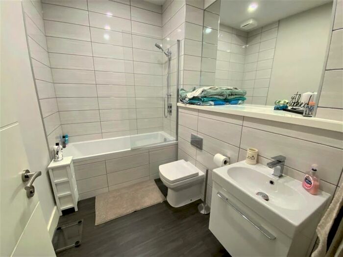 2 Bedroom Apartment To Rent In Greenleigh Court, Dawsons Square, LS28