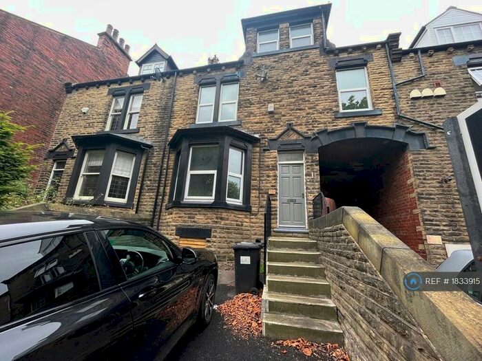 5 Bedroom Terraced House To Rent In Longman Road, Barnsley, S70