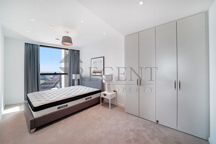 3 Bedroom Flat To Rent In Thames City, Carnation Way, SW8