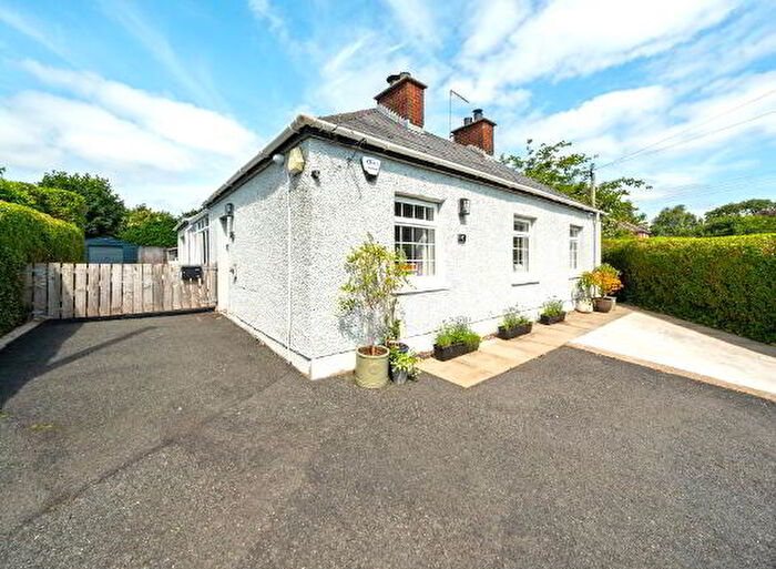 4 Bedroom Detached Bungalows For Sale In Dromore Road, Royal Hillsborough, BT26