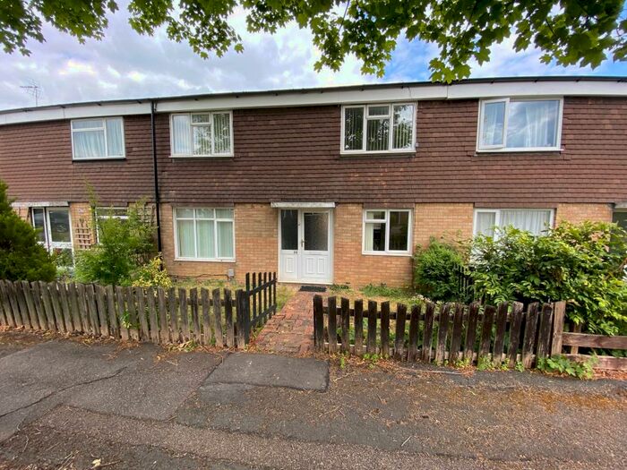 4 Bedroom House To Rent In Licoln Road, SG1