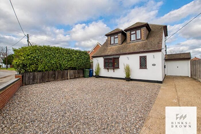 4 Bedroom Detached House For Sale In Fobbing Road, Corringham, Essex, SS17