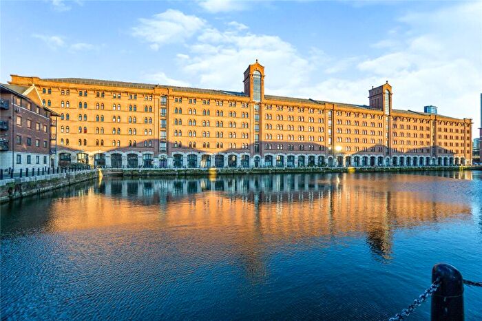 2 Bedroom Flat For Sale In Waterloo Road, Liverpool, Merseyside, L3