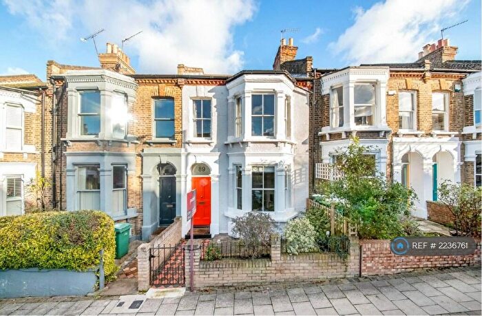 3 Bedroom Terraced House To Rent In Shenley Road, London, SE5