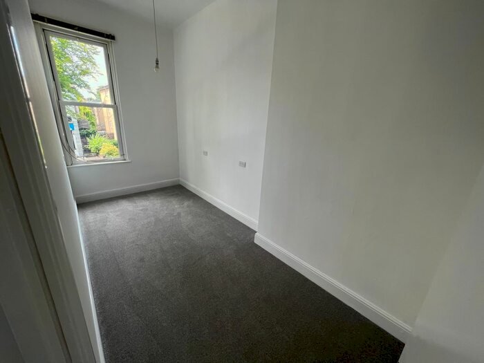 1 Bedroom Flat To Rent In Beverley Road, Hull, HU5