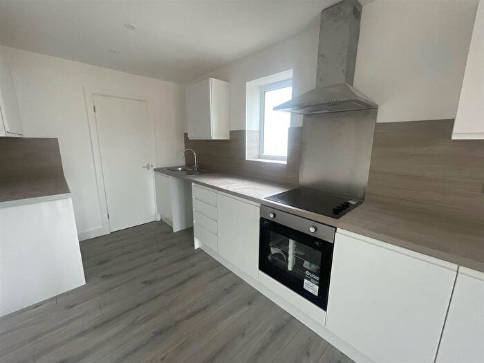 1 Bedroom Flat To Rent In South Coast Road, Peacehaven, BN10