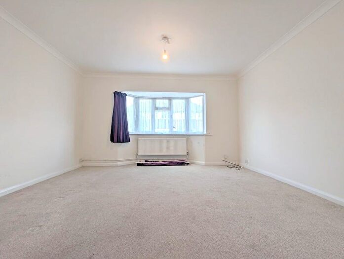 3 Bedroom Terraced House For Sale In Whitebridge Close, Feltham, TW14