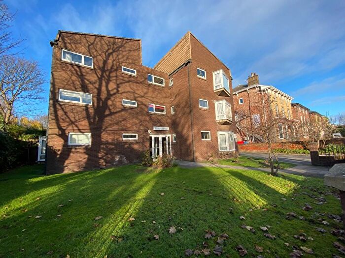 1 Bedroom Flat For Sale In Cambridge Road, Waterloo, Liverpool, L22
