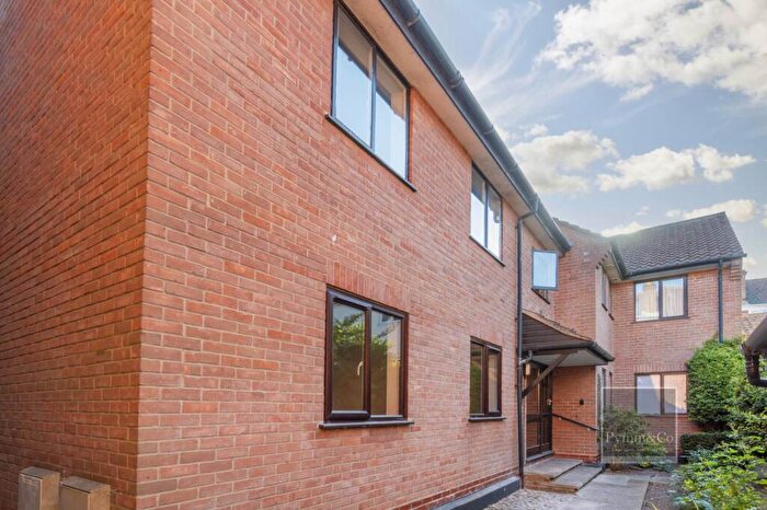 2 Bedroom Apartment To Rent In Gunns Court, Norwich, NR2