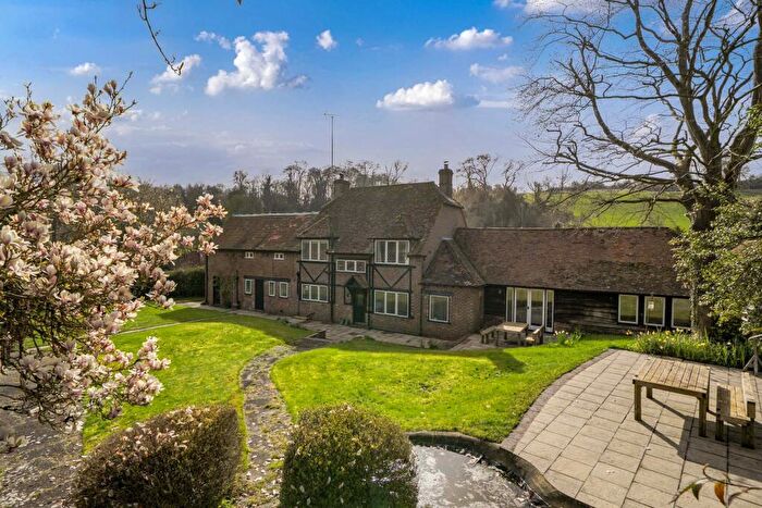 5 Bedroom Detached House For Sale In Wood Farm Stables, Stichens Green, RG8