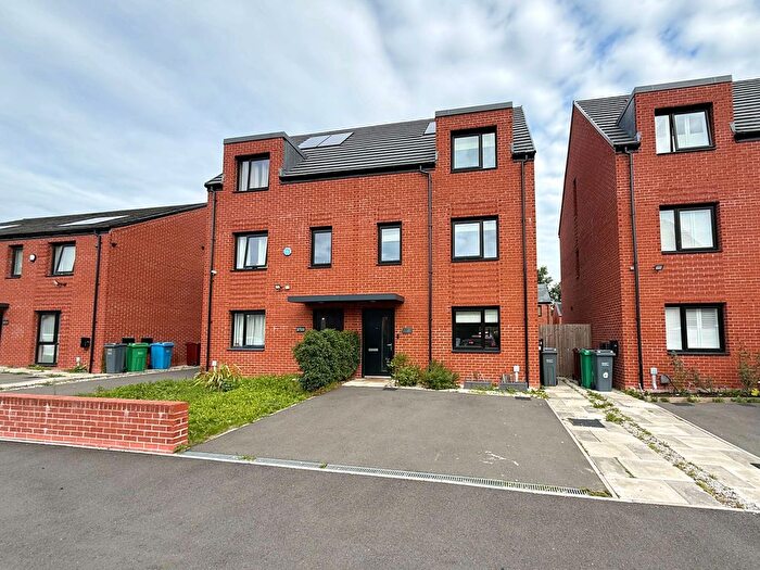 4 Bedroom Semi-Detached House For Sale In Stage Street, Manchester, M23