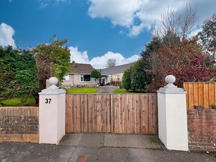 4 Bedroom Semi Detached Bungalow For Sale In Pwll Evan Ddu, Coity, Bridgend, CF35