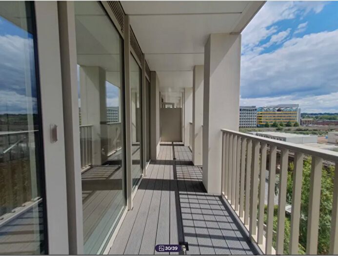 2 Bedroom Flat To Rent In Fountain Park Way, White City, London, W12