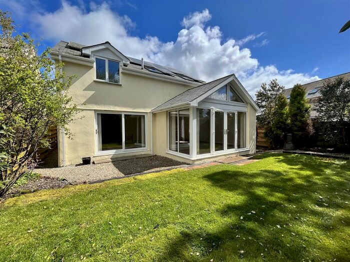 4 Bedroom Detached House For Sale In Garras, Helston, TR12