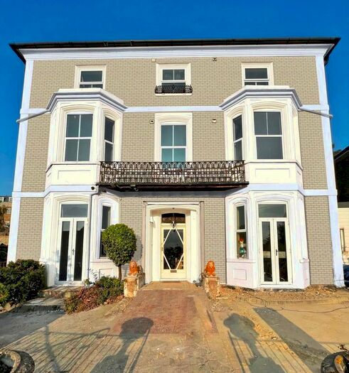 3 Bedroom Flat To Rent In Eaton Road, Margate, CT9