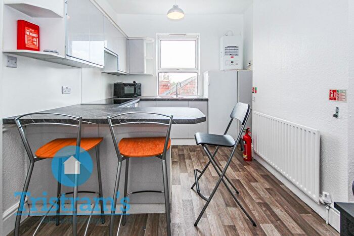 1 Bedroom Flat To Rent In Room, Castle Boulevard, Lenton, NG7