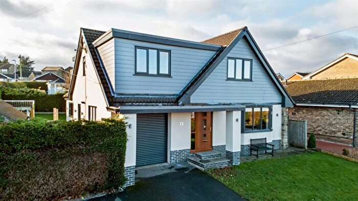 4 Bedroom Detached House For Sale In Lea Drive, Shepley, Huddersfield, HD8