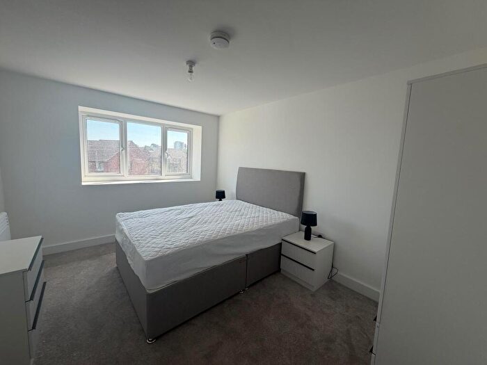 1 Bedroom Apartment To Rent In The Lighthouse, Church Walk, L20