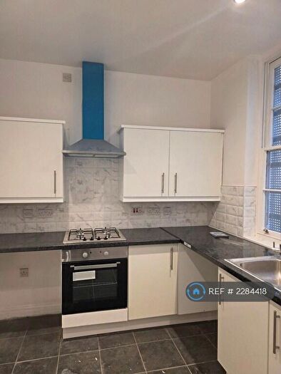 3 Bedroom Semi-Detached House To Rent In Oakhouse Park, Walton, Liverpool, L9